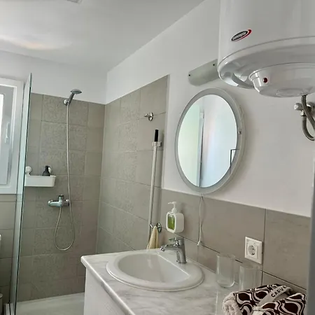 Emmanuels Central Apartment Rhodes City
